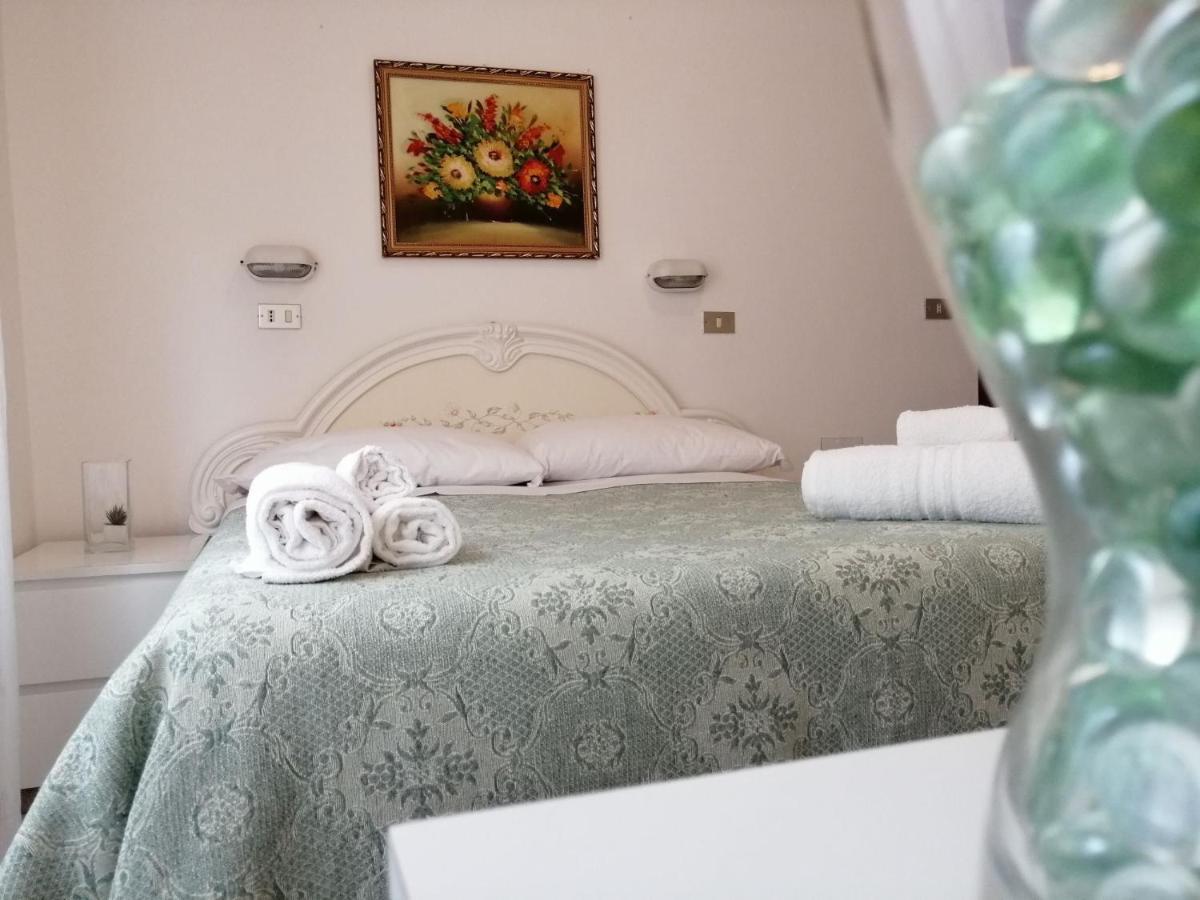 Hotel Alba Ріміні Екстер'єр фото
